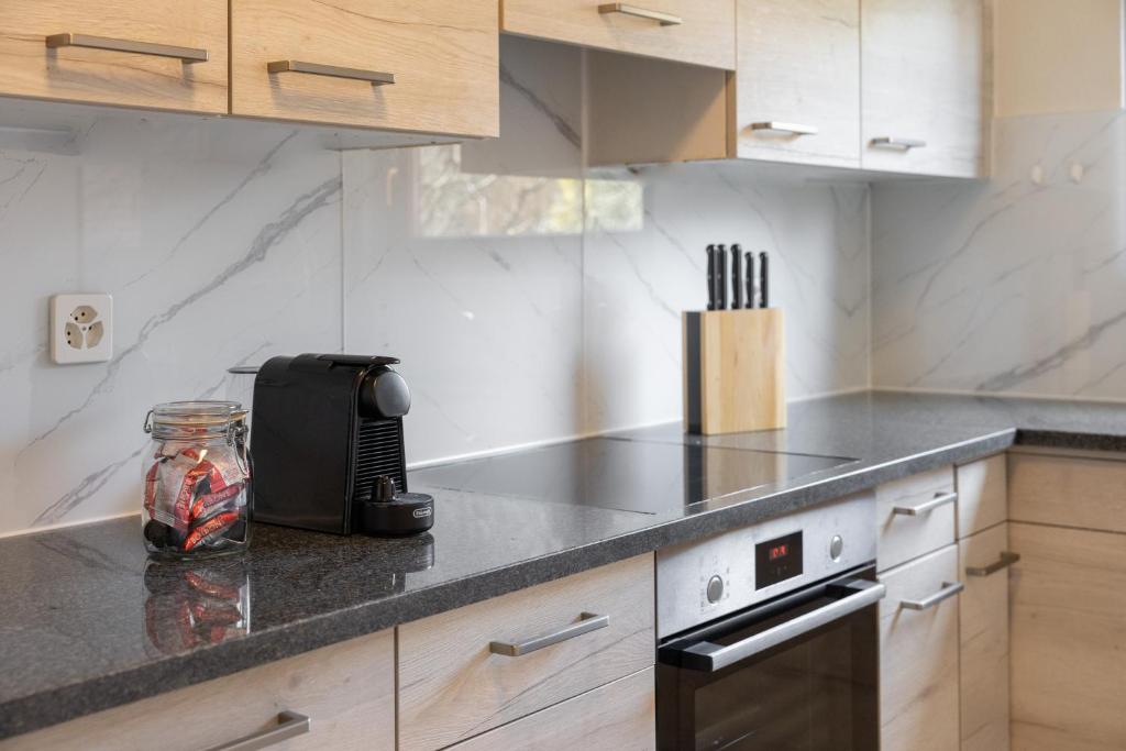 Between Lakes Apartments - 58 - Resim 11