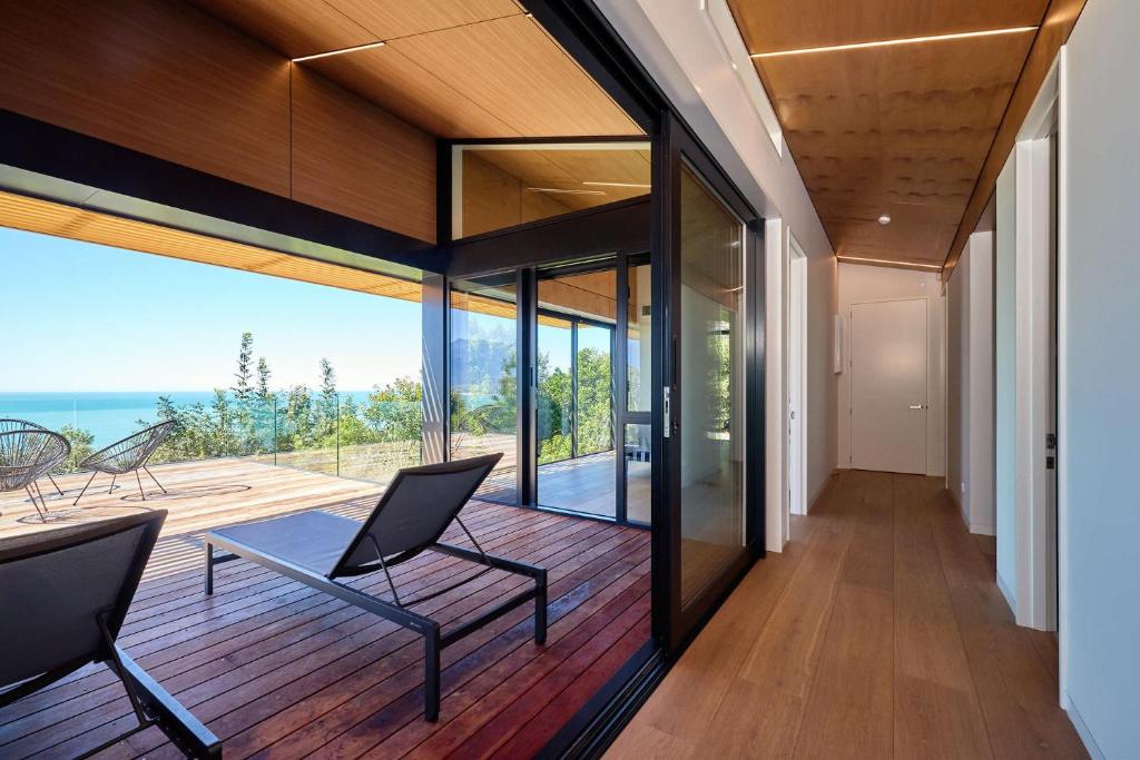 On The Edge Luxury - Resim 43