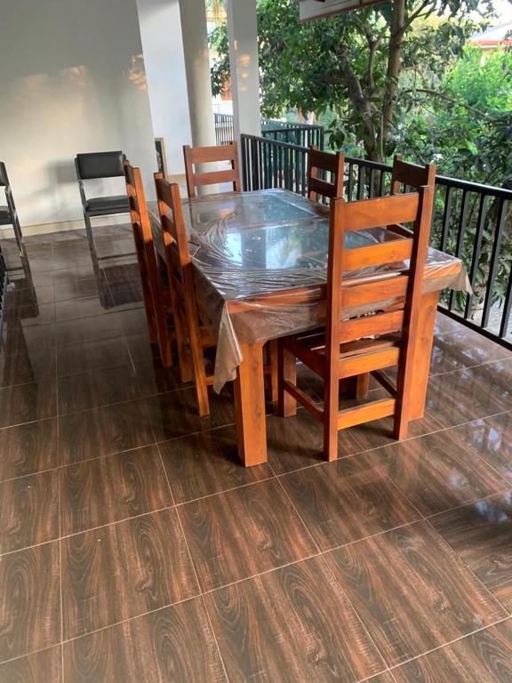 Balkón nebo terasa v ubytování Kumudu Holiday Home