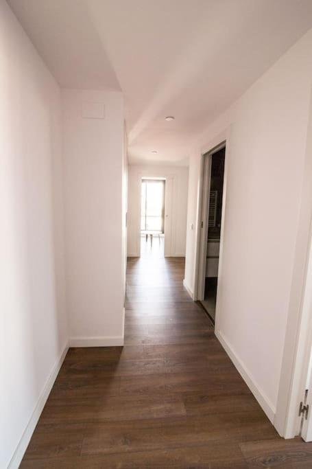 Kép 3-2 Apartamento de diseño en el centro de Reus szállásáról Reusban a galériában