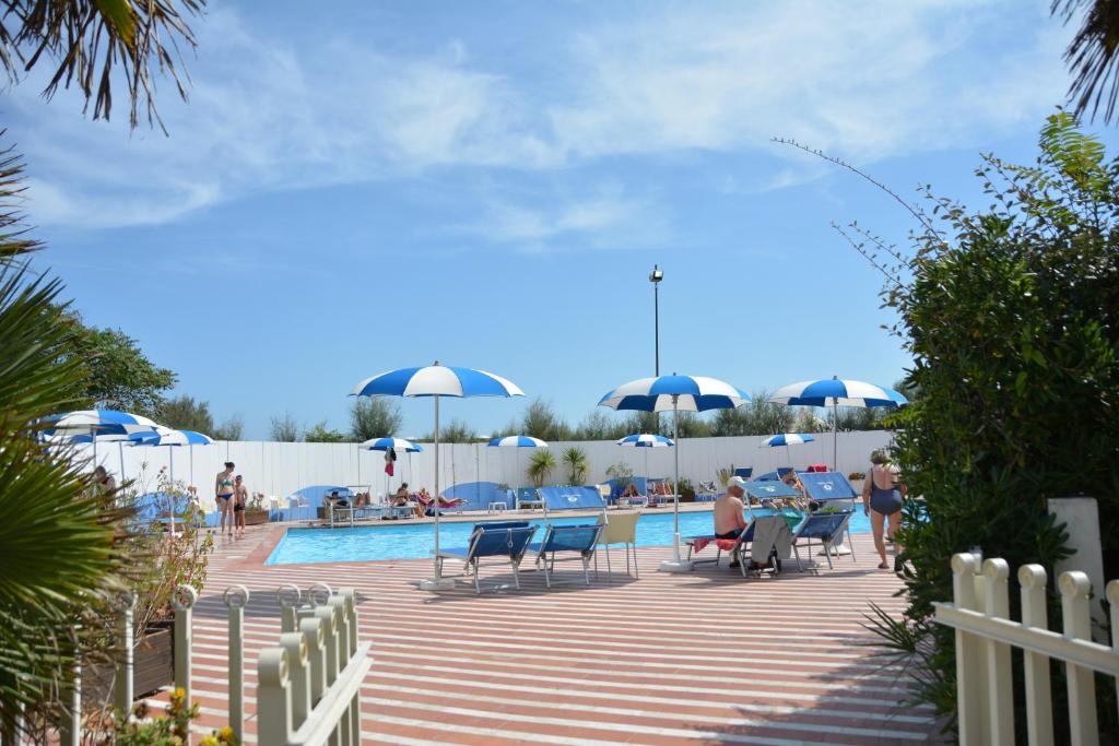 Bazén v ubytování Hotel Bellevue Beach - sul mare nebo v jeho okolí