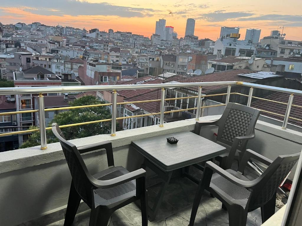 Balkón nebo terasa v ubytování Istanbul Suites Residance Super Lux 2+1/B