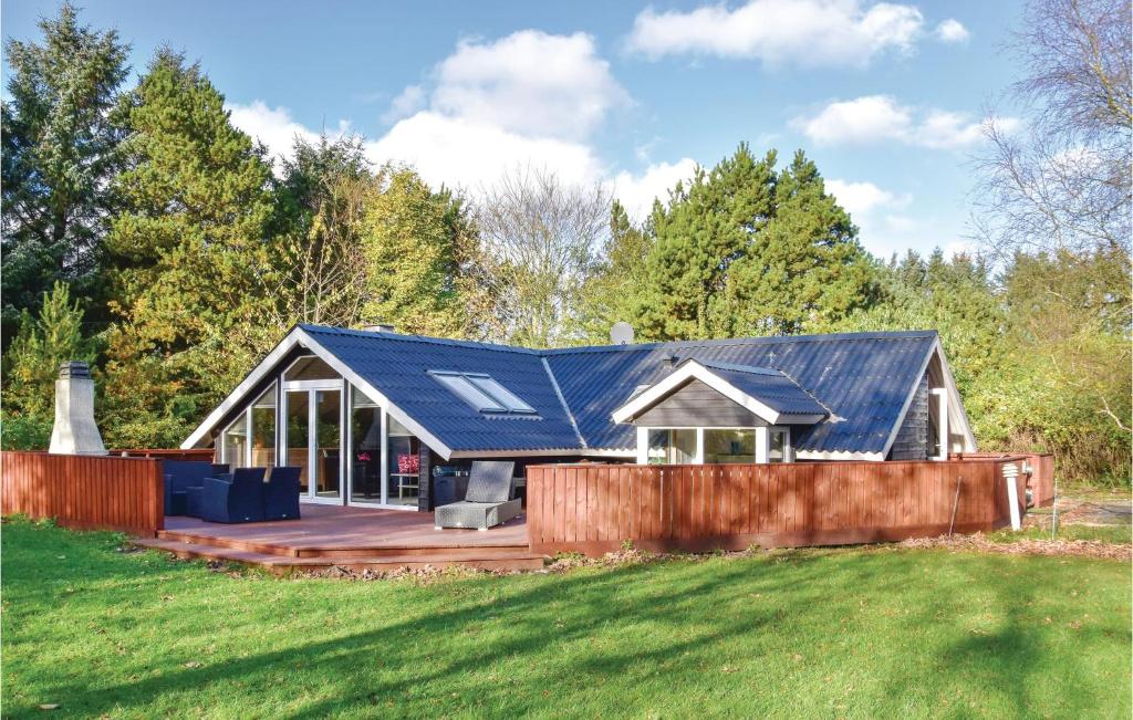 Zahrada ubytování Holiday Home Birkealle Ringkøbing Ii