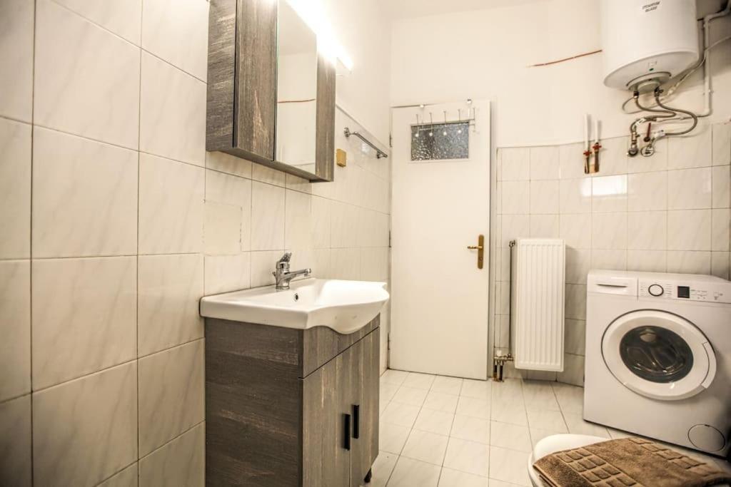 Del Sol #5 Meteora Luxurious Family Suites - 11