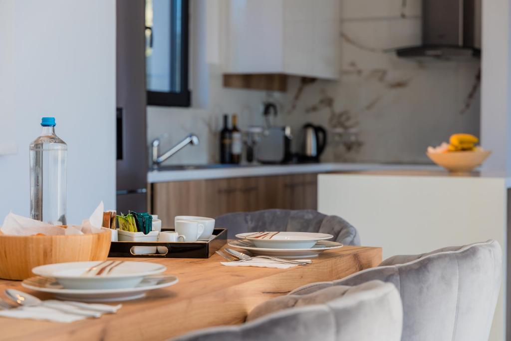 A kitchen or kitchenette at Villa Olivum by PosarelliVillas