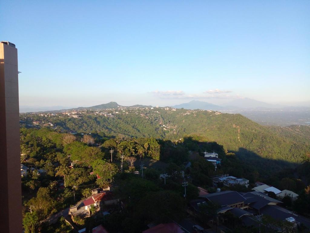 Tagaytay Prime Residences with Swimming Pool & Viewing Deck - Studio With Balcony