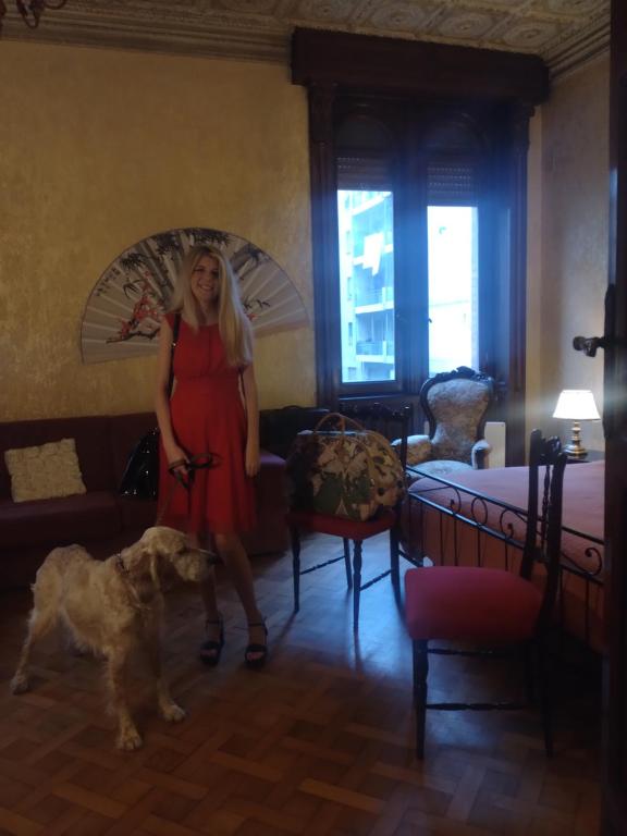 Domácí mazlíčci ubytovaní s hosty v ubytování B&B Amarantha Gothica Genoa