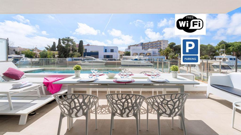 Apart-rent Apartamento Av Platja Santa Margarita 2010 con piscina comunitaria y parking