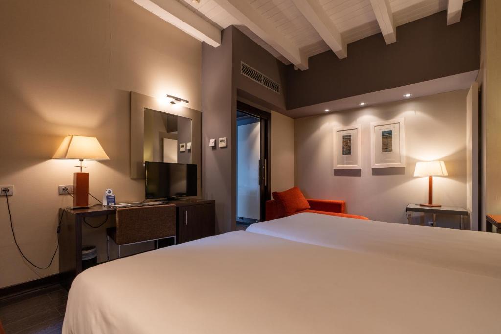 Hotel La Trufa Negra, Mora de Rubielos – Precios actualizados ...