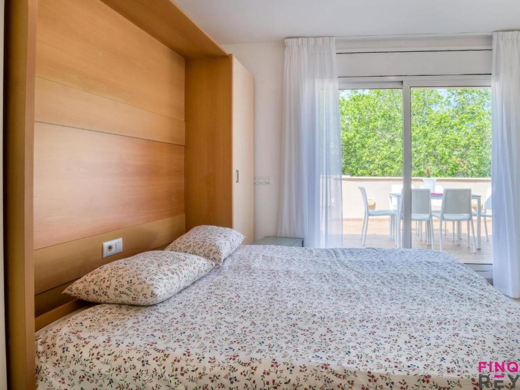 Posteľ alebo postele v izbe v ubytovaní S'agaró Centre Ap 3