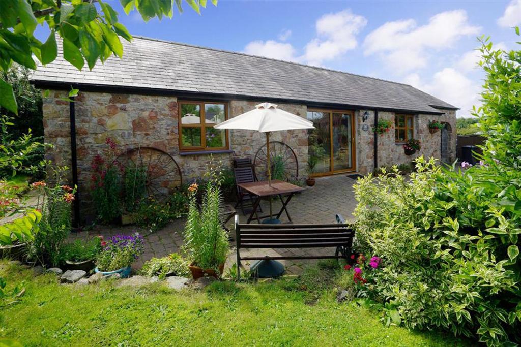 Coach House Faner, Dwyran (updated prices 2024)