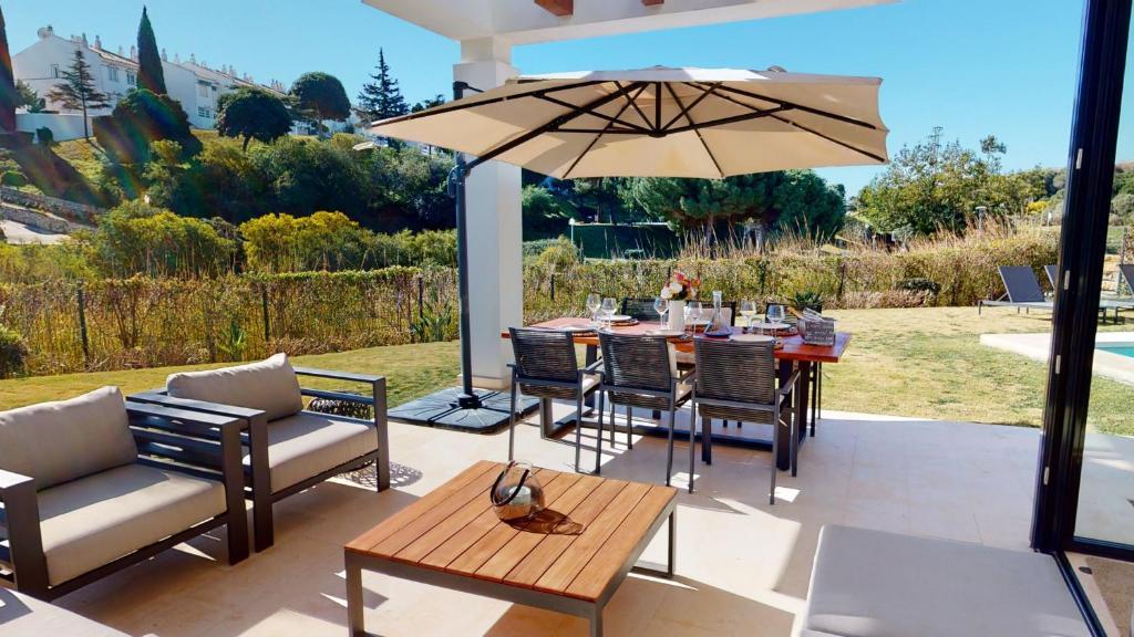 Zahrada ubytování Greenhills Marbella - Art Deco Villa Private Pool