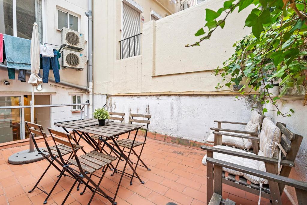 Posedenie v ubytovaní Flateli Poble Sec