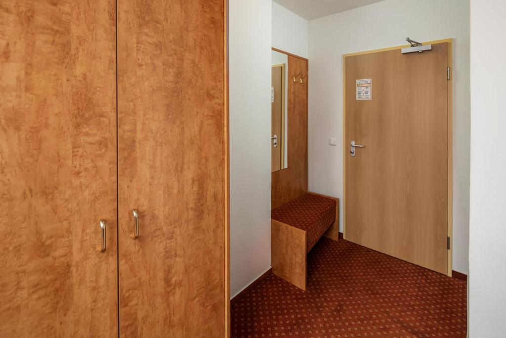 Academy Lodge Boardinghouse - Resim 12