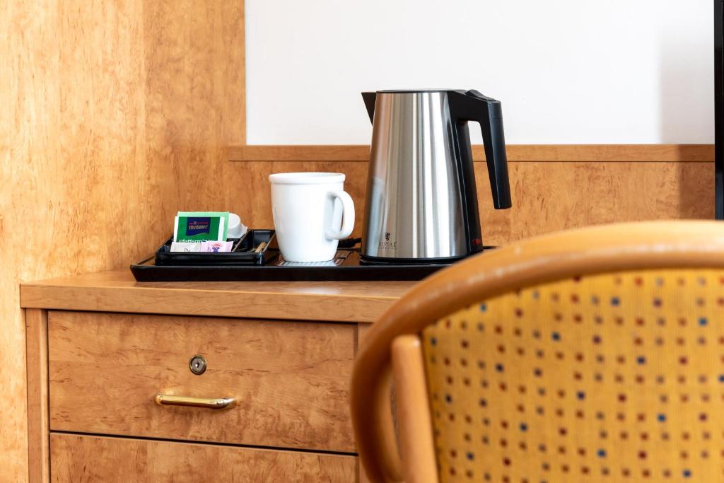 Academy Lodge Boardinghouse - Resim 10