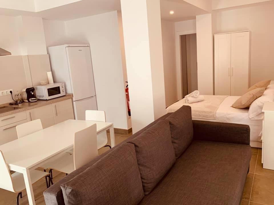 Apartamentos Pintor Losada - 10