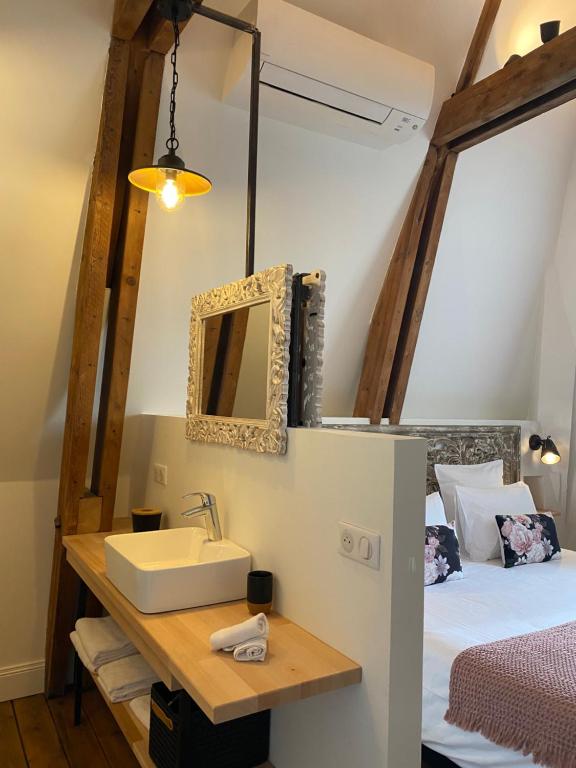 Le Clos des Queyries, Chambres d'Hôtes - Suite Saint Eloi - Vista Giardino