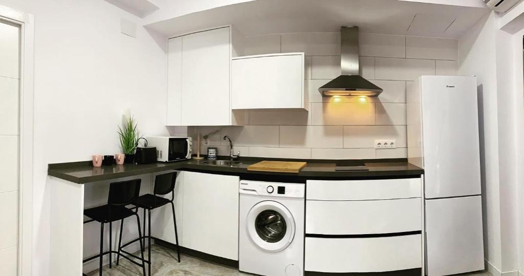 P&C APARTMENTS - Complejo Pintor Zurbarán - 3