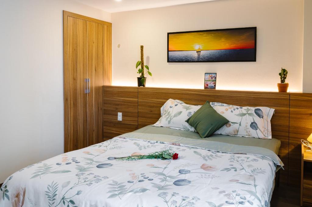 NALINI Hotel & Apartment - Double Room With Balcony