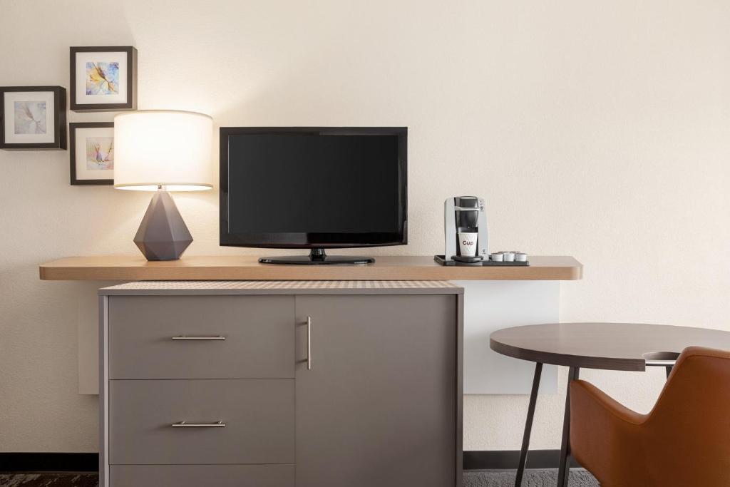 Holiday Inn Orlando International Airport, an IHG Hotel - 