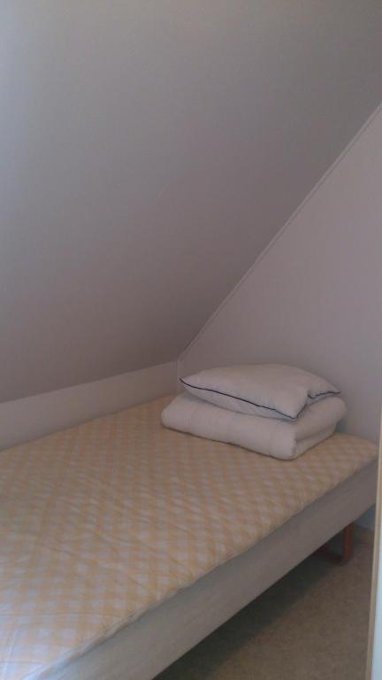 Postel nebo postele na pokoji v ubytování Loft Ålaryd
