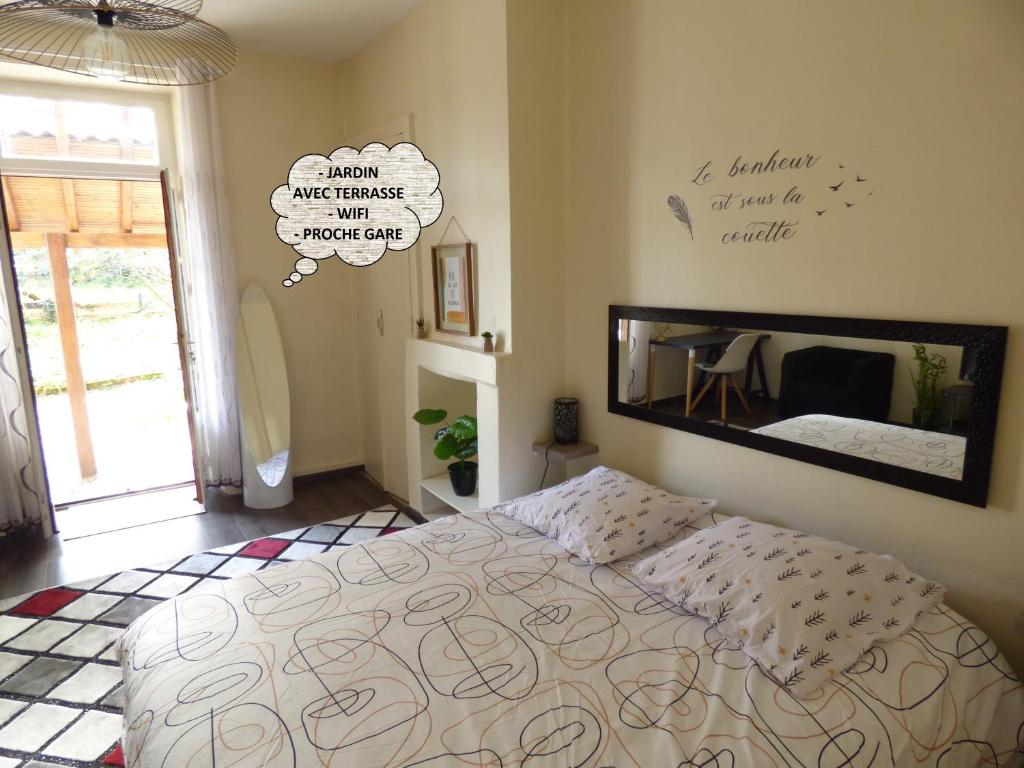 Fotografia z galérie ubytovania Appartement-Limoges-Jardin v destinácii Limoges