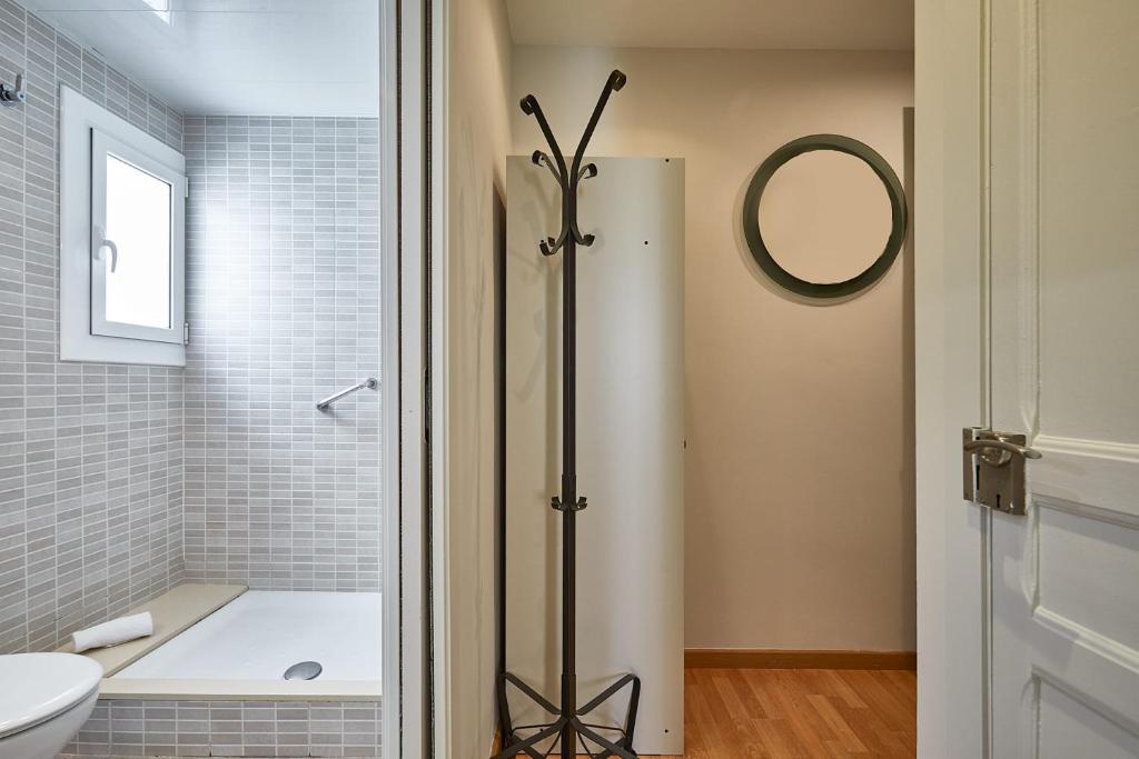 Kúpeľňa v ubytovaní BBarcelona Montjuic Apartment