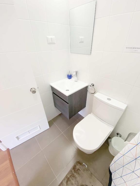 Koupelna v ubytování Hostal Buró