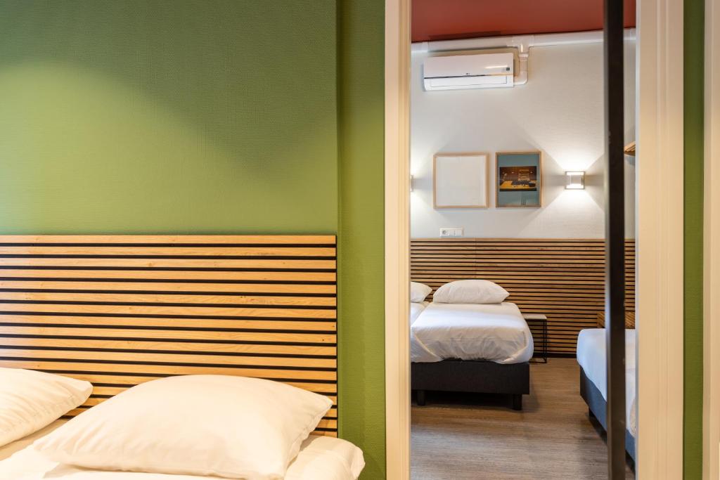 Weber Hotel 117 - Resim 11