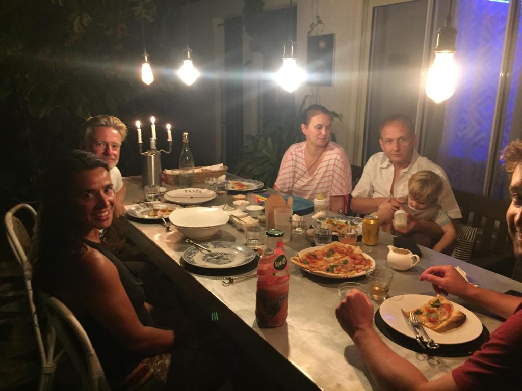Jídlo v apartmánu nebo okolí