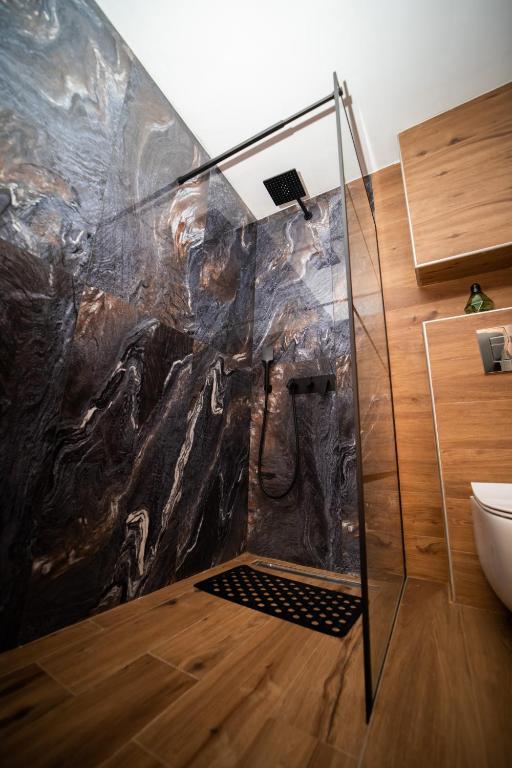 Koupelna v ubytování Tarvil Apartmani - Zaovine