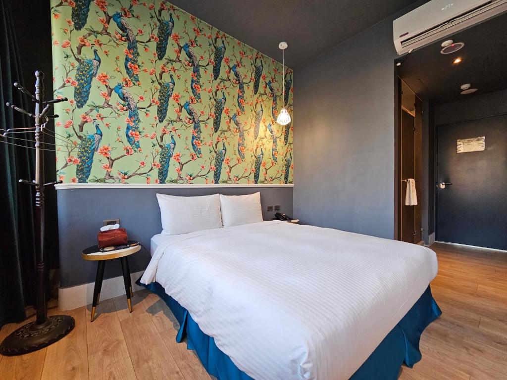Postel nebo postele na pokoji v ubytování Modern Inn