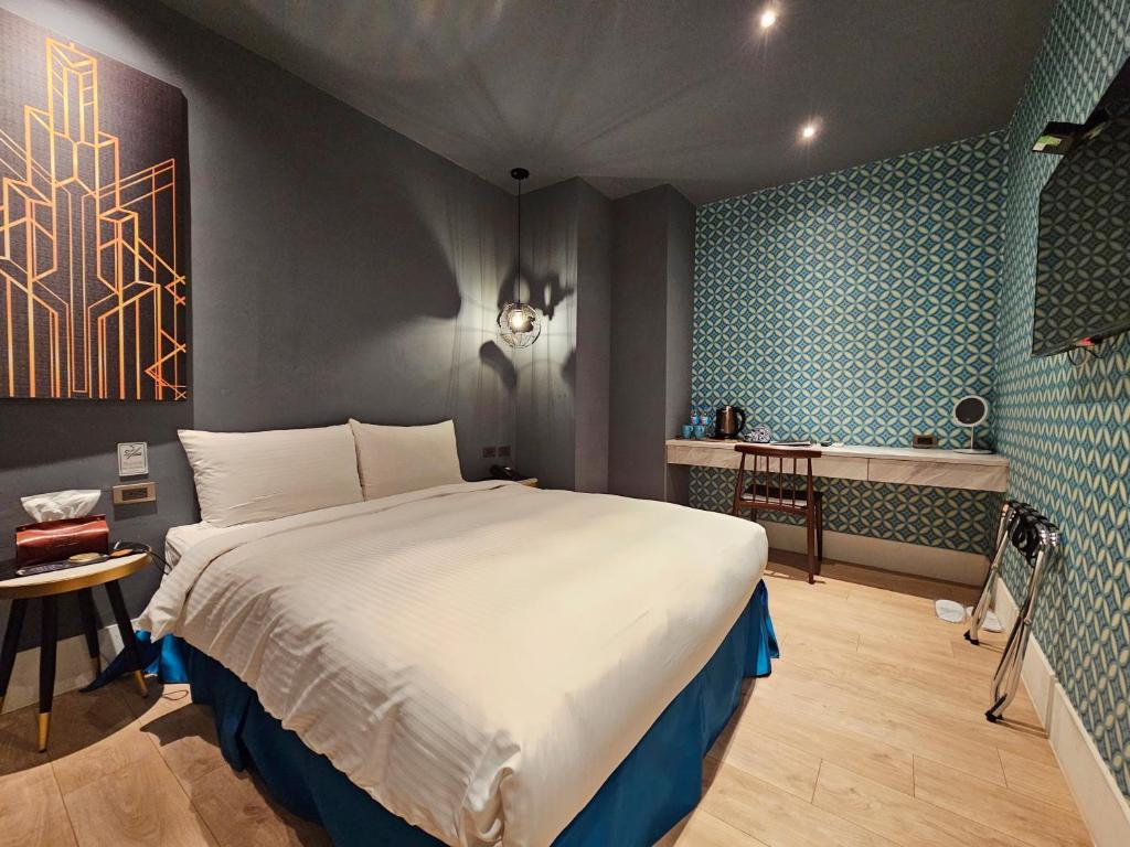 Postel nebo postele na pokoji v ubytování Modern Inn
