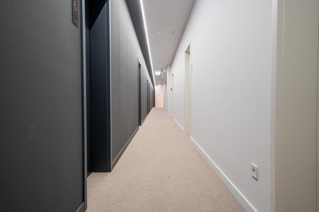 Karoly Boutique Suites, Best Location by BQA - Resim 16