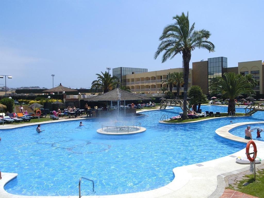 Piscine de l'établissement Evenia Olympic Palace ou située à proximité