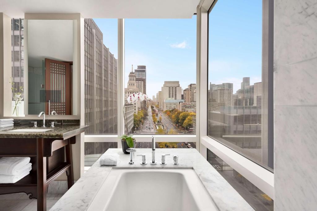 Shangri-La Toronto - Resim 18