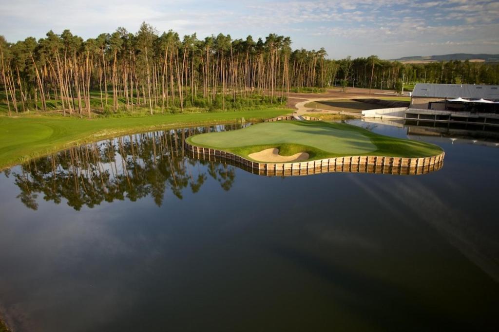 Golf Villa Stella s bazénom, Šajdíkove Humence – aktualizované ceny na rok  2023