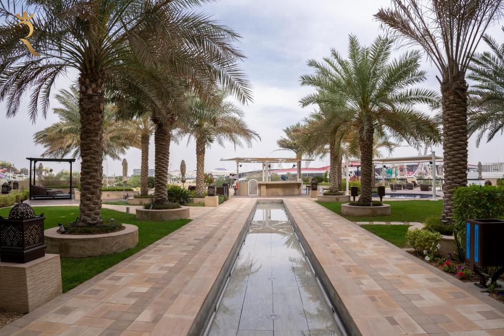 Zahrada ubytování Your 1BR Retreat on Yas Island Blue Sapphire Apartment