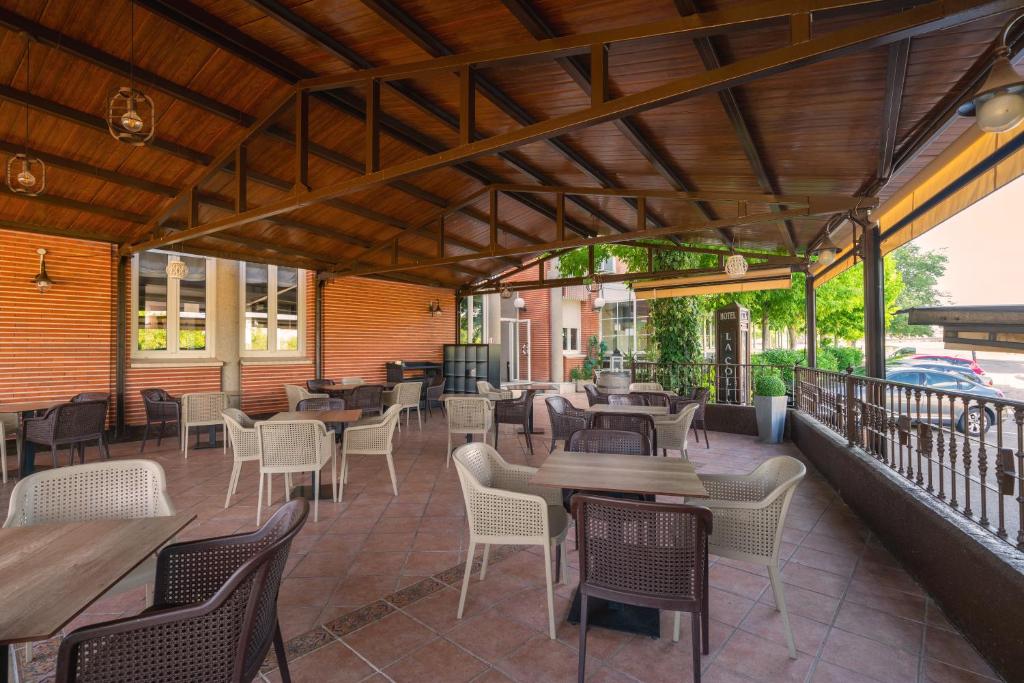 Restaurace v ubytování Hotel La Colina
