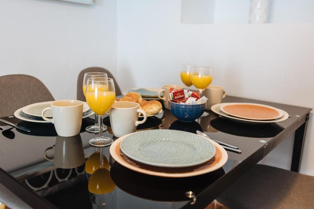 Kép HomeySeville-Lovely Duplex at Santa Cruz 10 pax, Parking Optional szállásáról Sevillában a galériában