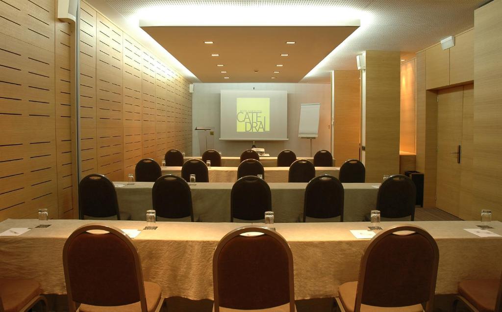 Hotel Barcelona Catedral 4 Sup - Resim 42