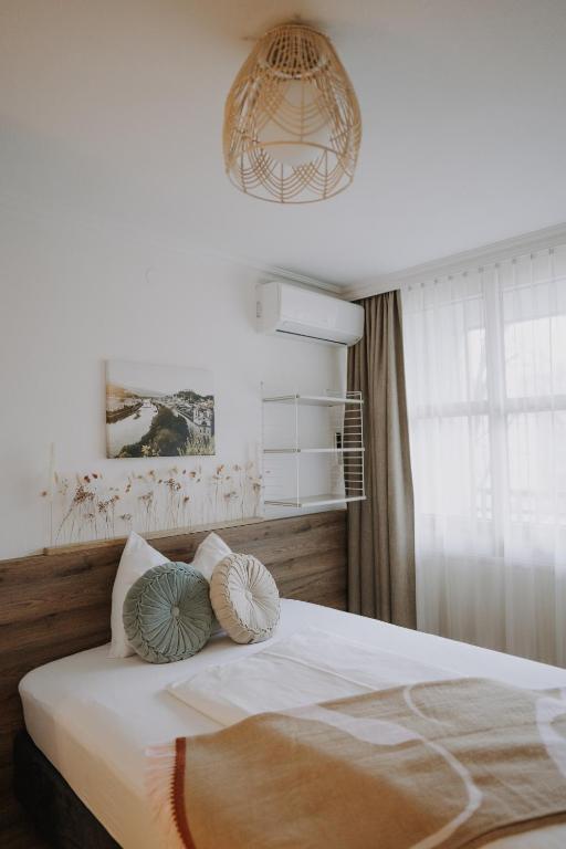Parkhotel Brunauer - Single Room With Garden View
