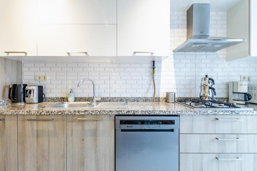 Kép Central Located Spacious Perfect Flat in Kadıkoy szállásáról Isztambulban a galériában