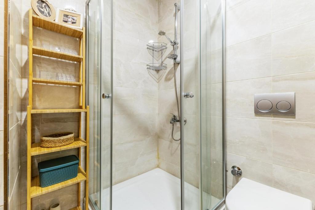 Kép Central Located Spacious Perfect Flat in Kadıkoy szállásáról Isztambulban a galériában