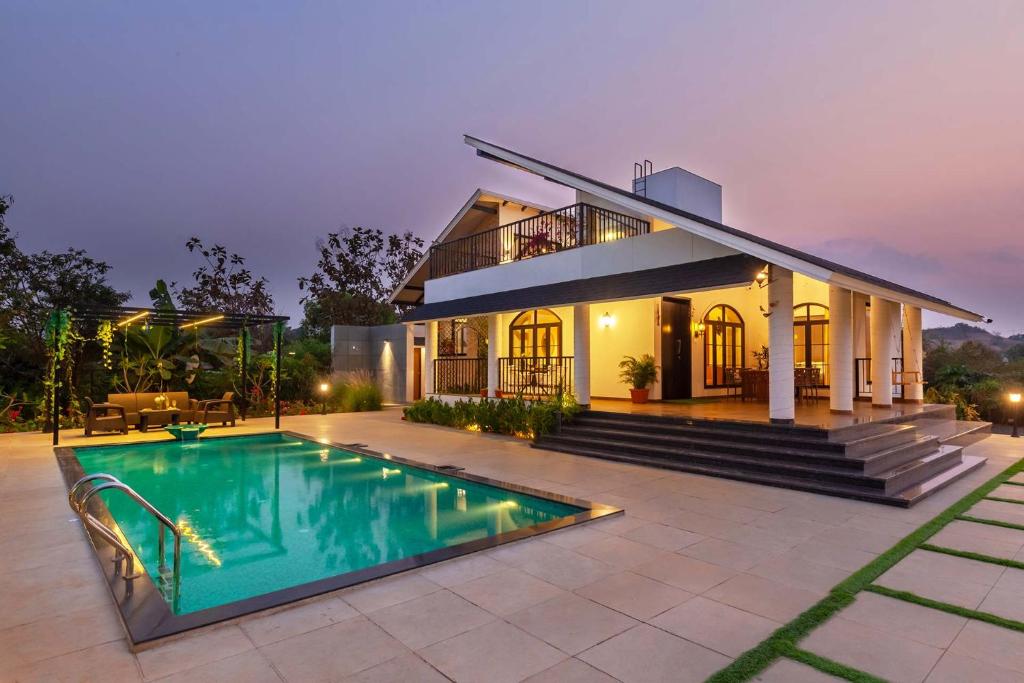 Soul Serenity by StayVista Your nature getaway with a Swimming pool