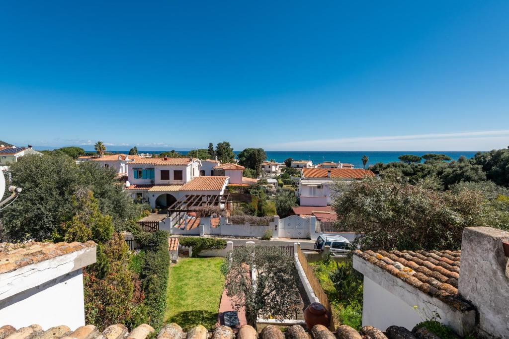 Damiano Holiday House a Porto Columbu - Villa vista mare