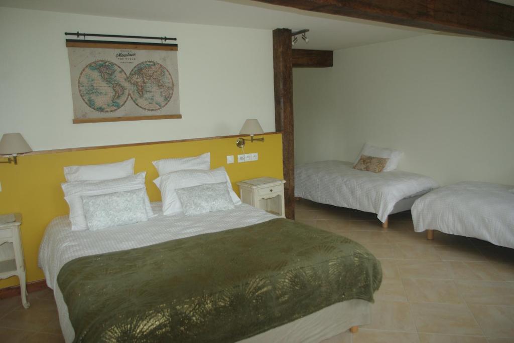 Au Temps Retrouvé - Habitación Cuádruple Con Ducha