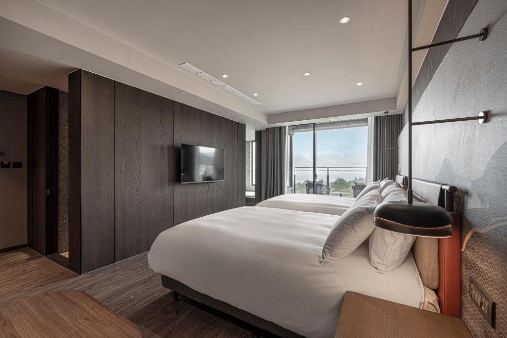 Lakeshore Hotel Hualien Taroko - 建筑宁静 - 高级家庭初级套房与海景