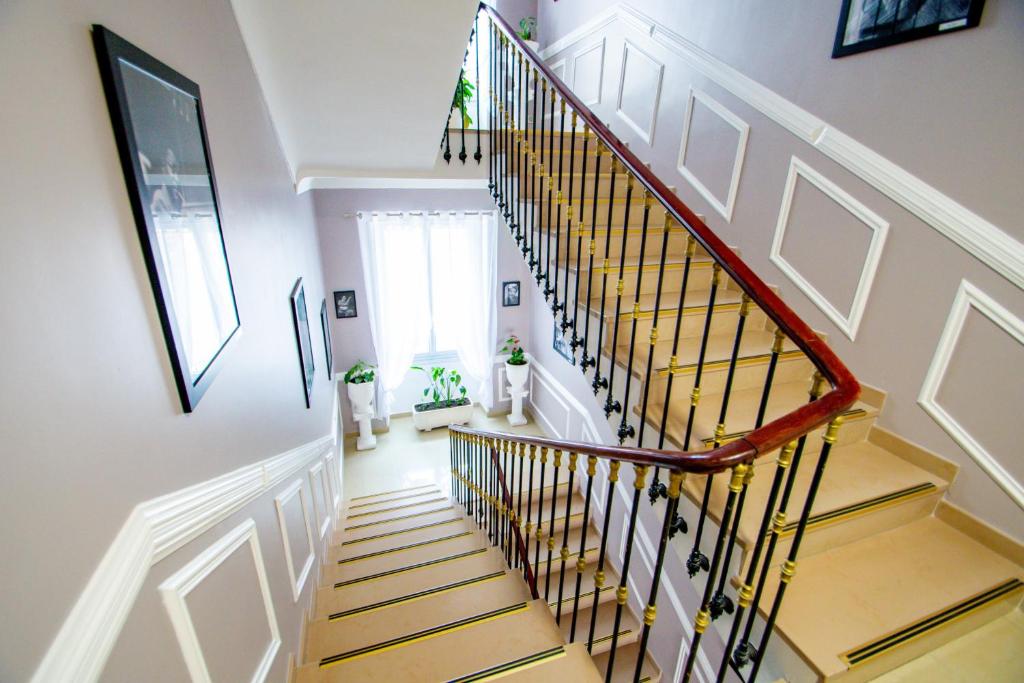 Hôtel Parisien - Resim 32