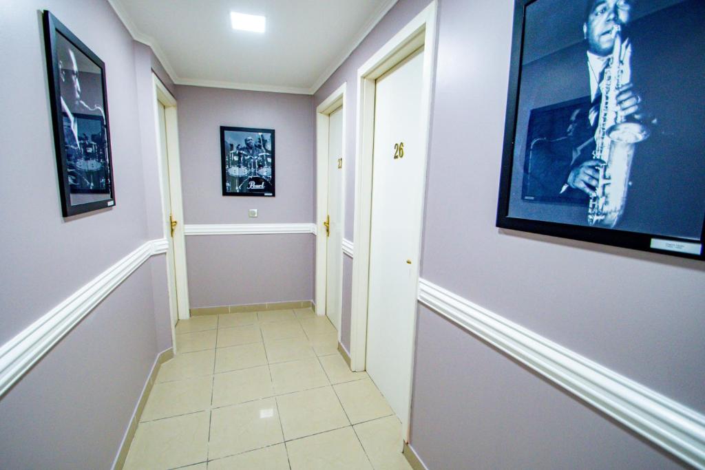 Hôtel Parisien - Resim 37